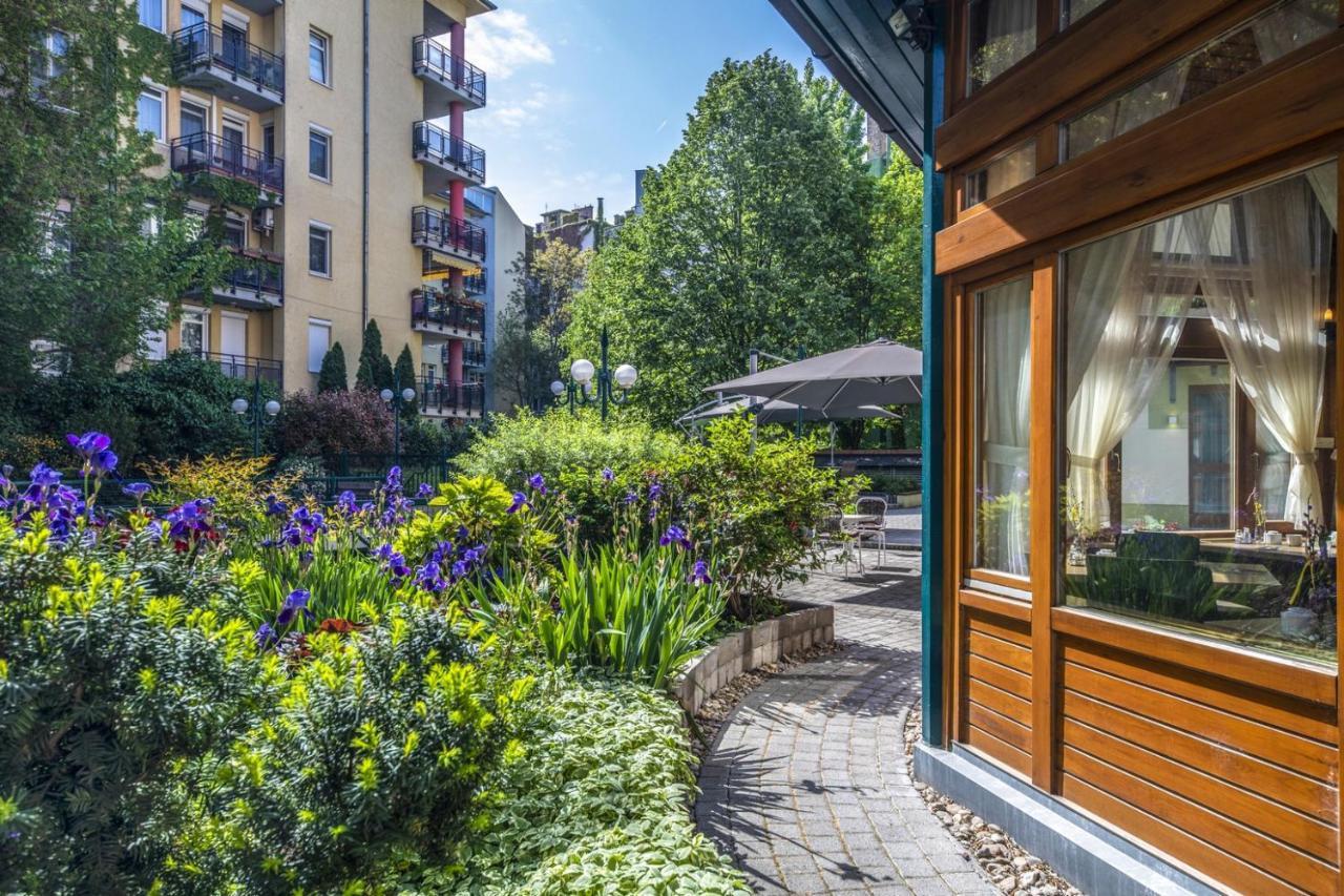 Corvin Hotel Budapest Residence Экстерьер фото