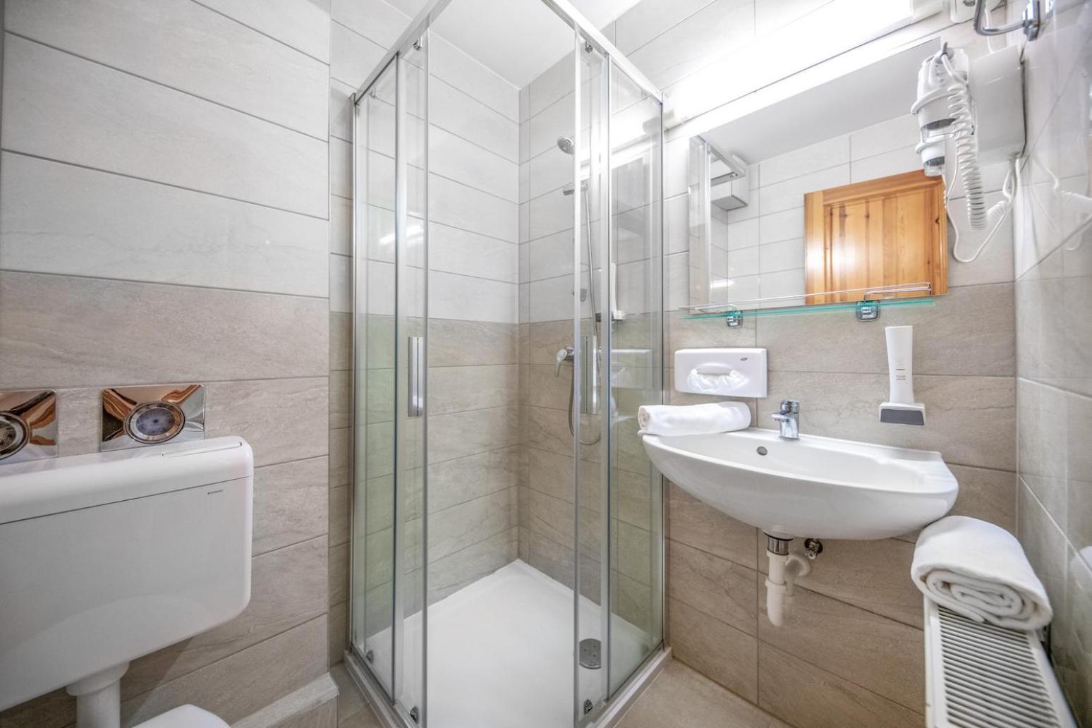 Corvin Hotel Budapest Residence Экстерьер фото