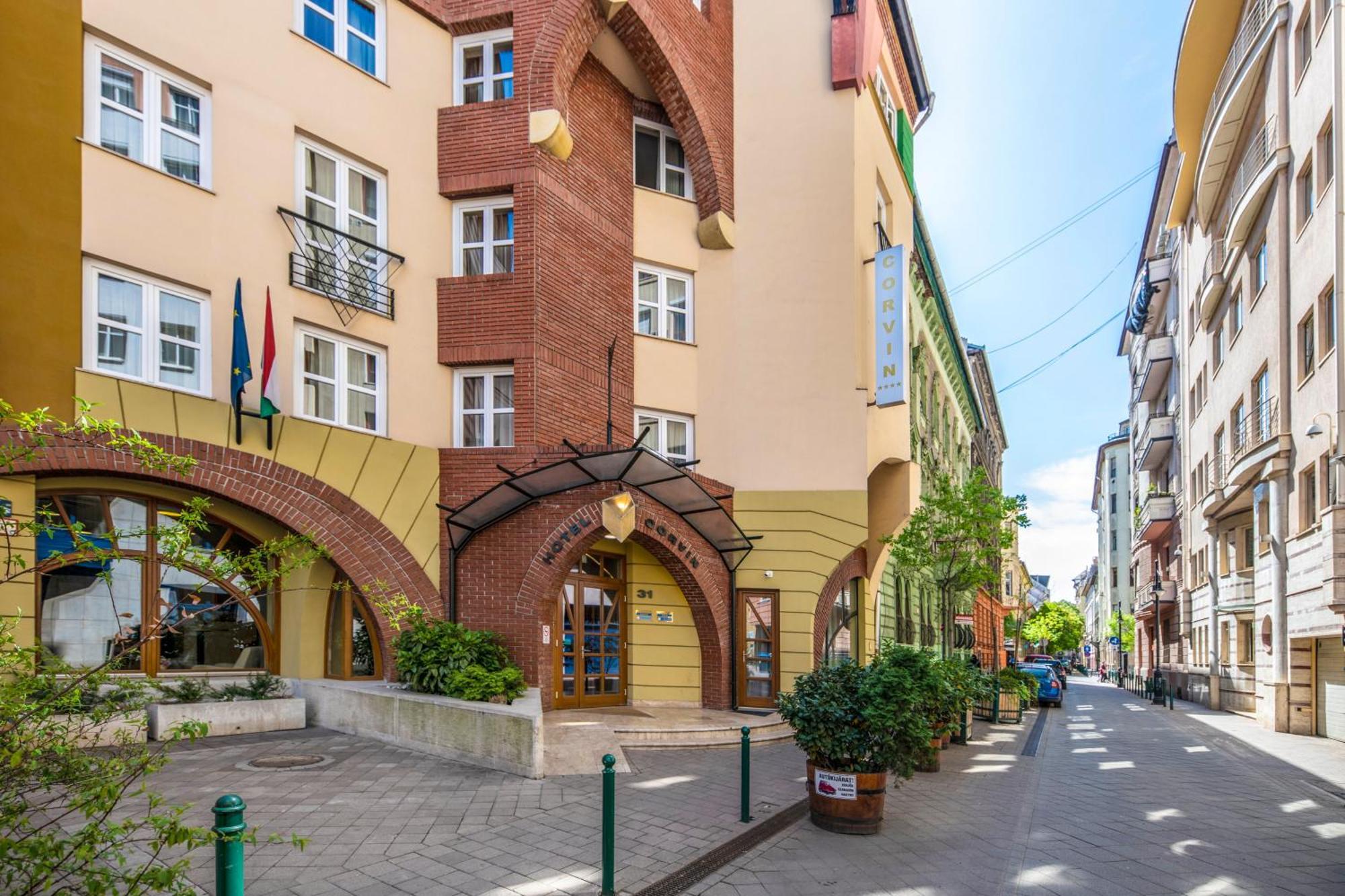 Corvin Hotel Budapest Residence Экстерьер фото